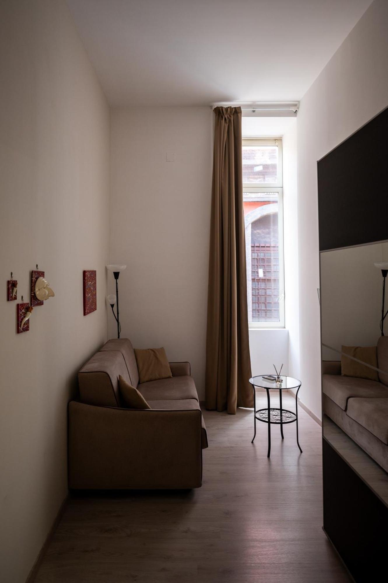 Stay Soft Apartment - Centro Storico Napoli Zewnętrze zdjęcie